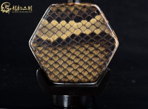 【已售】龍韻精品黑檀二胡7359 琴詩